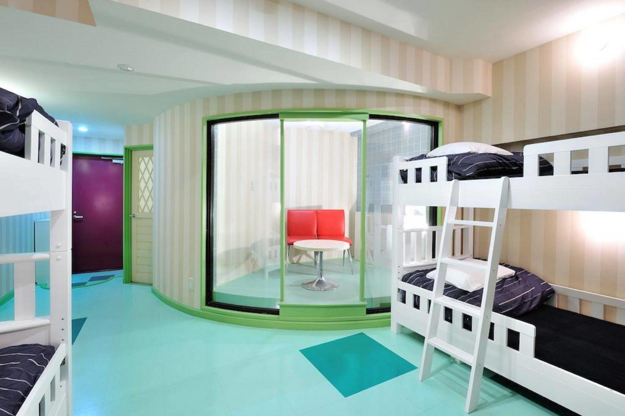 Hostel Khaosan World Asakusa *